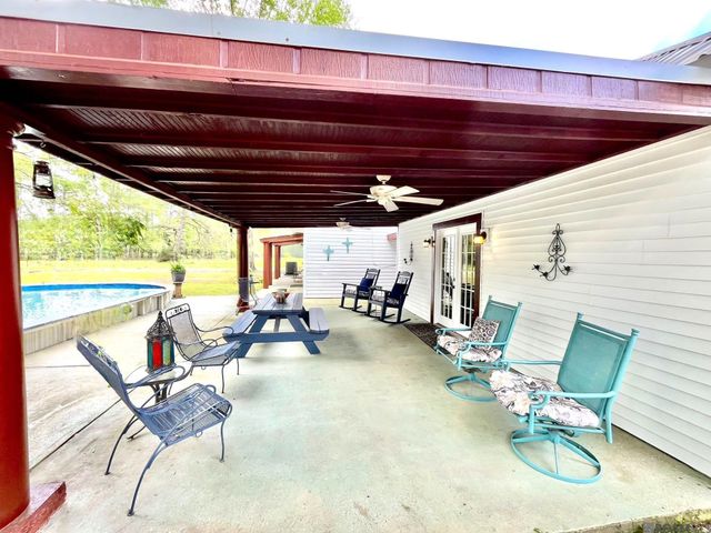 17539 Morales Ln, Livingston, LA 70754