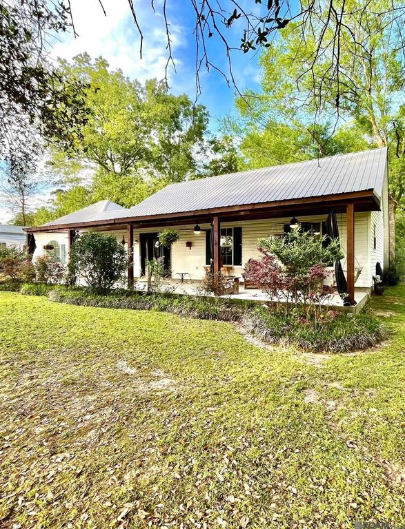 17539 Morales Ln, Livingston, LA 70754