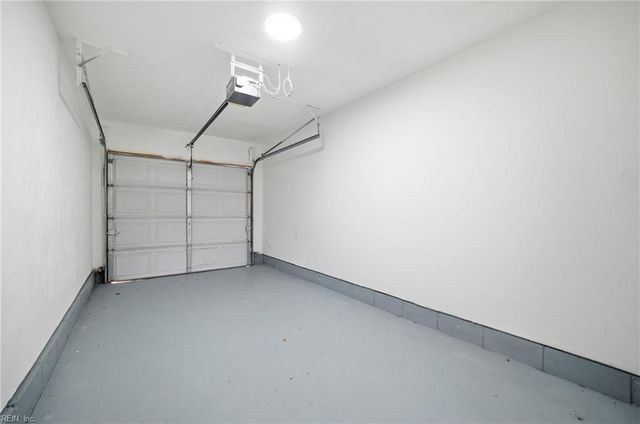 50 Centre Port CIR, Portsmouth, VA 23703