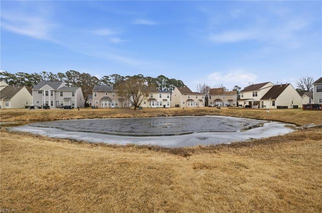 50 Centre Port CIR, Portsmouth, VA 23703