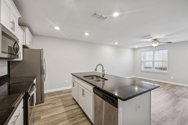 2038 Middle Tennessee Boulevard, Murfreesboro, TN 37130