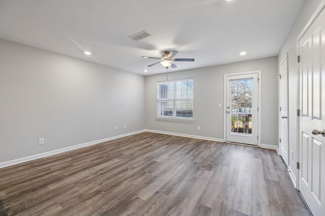 2038 Middle Tennessee Boulevard, Murfreesboro, TN 37130