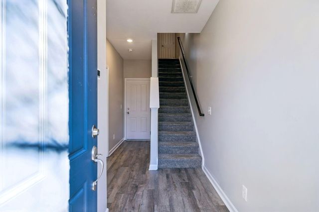 2038 Middle Tennessee Boulevard, Murfreesboro, TN 37130