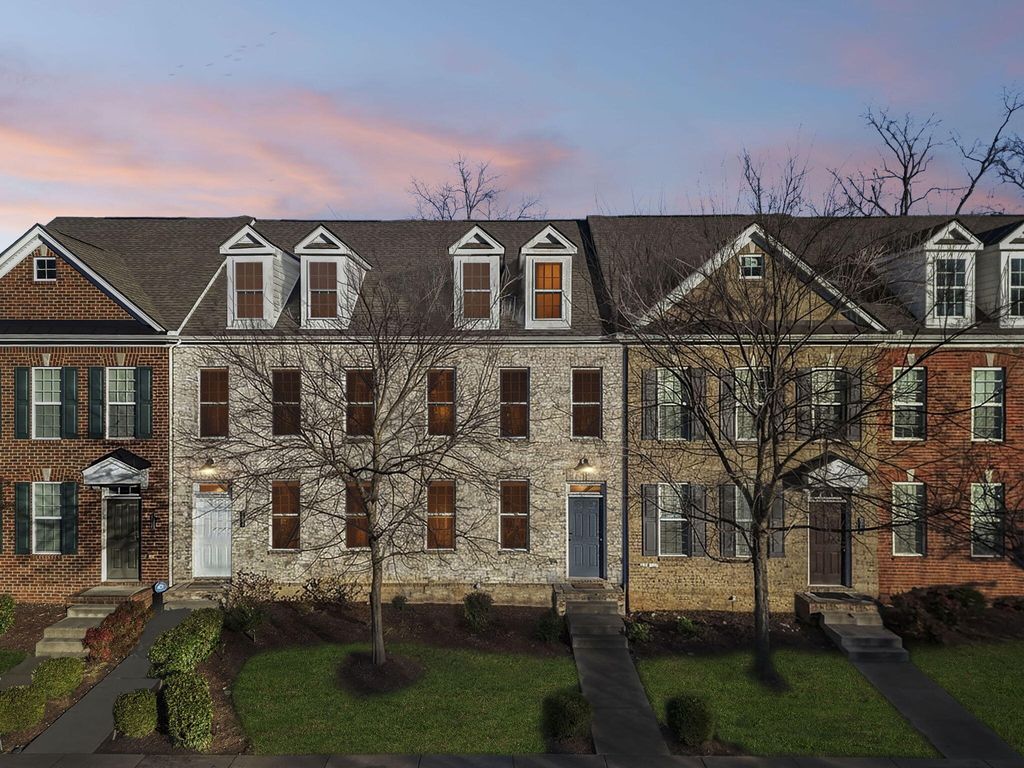 2038 Middle Tennessee Boulevard, Murfreesboro, TN 37130