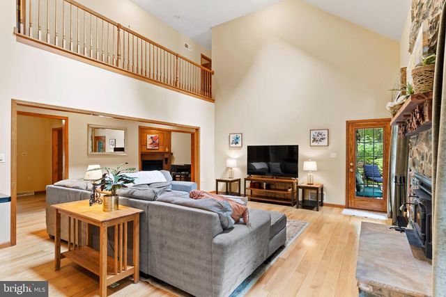 1316 RIDGE RD, Fayetteville, PA 17222