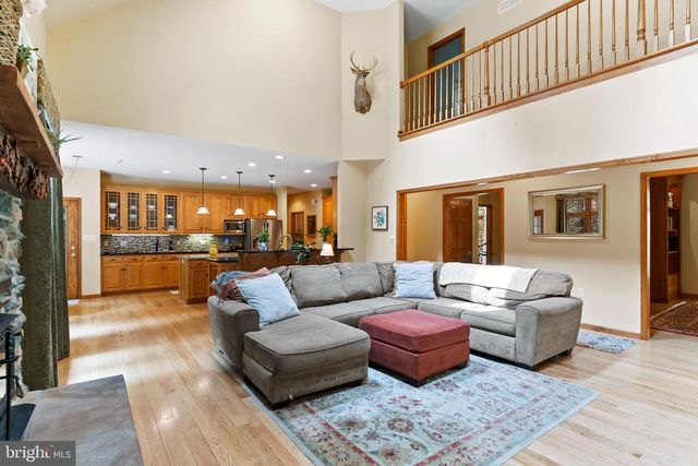 1316 RIDGE RD, Fayetteville, PA 17222