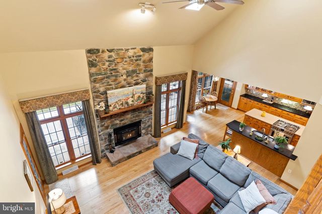 1316 RIDGE RD, Fayetteville, PA 17222