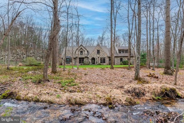 1316 RIDGE RD, Fayetteville, PA 17222