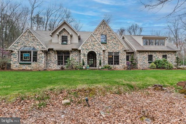 1316 RIDGE RD, Fayetteville, PA 17222