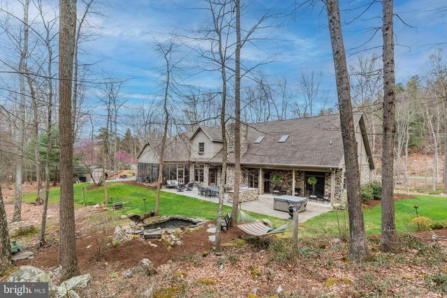 1316 RIDGE RD, Fayetteville, PA 17222
