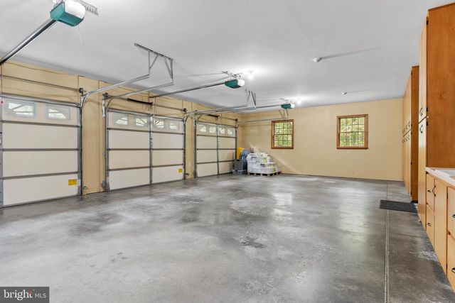 1316 RIDGE RD, Fayetteville, PA 17222