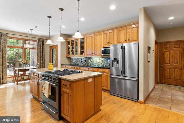 1316 RIDGE RD, Fayetteville, PA 17222