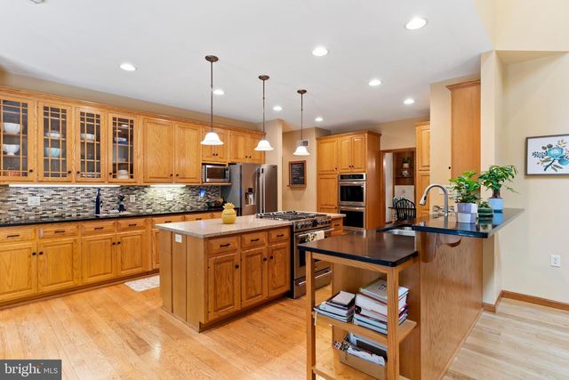 1316 RIDGE RD, Fayetteville, PA 17222