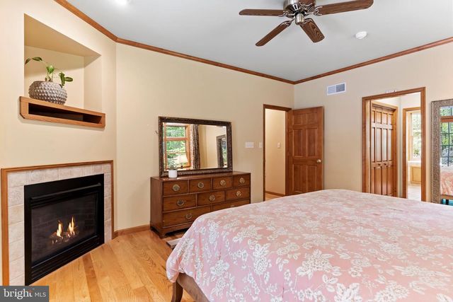 1316 RIDGE RD, Fayetteville, PA 17222