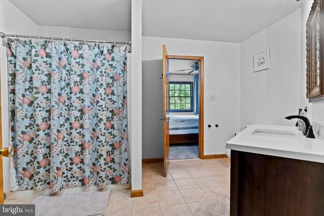 1316 RIDGE RD, Fayetteville, PA 17222