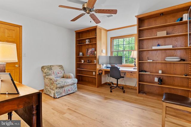 1316 RIDGE RD, Fayetteville, PA 17222