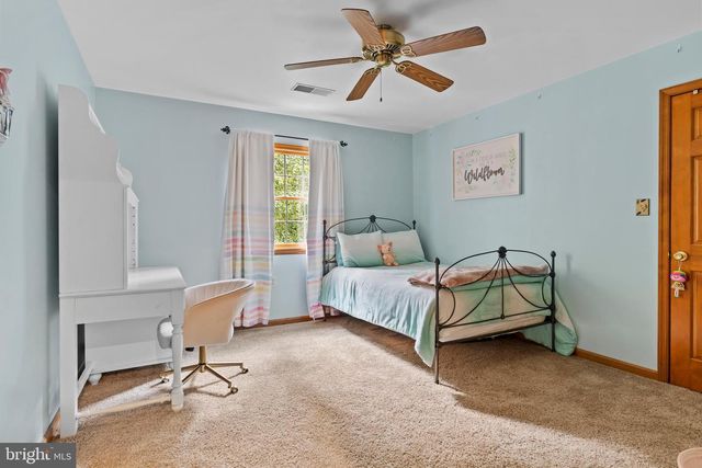 1316 RIDGE RD, Fayetteville, PA 17222