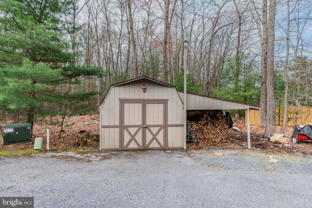 1316 RIDGE RD, Fayetteville, PA 17222