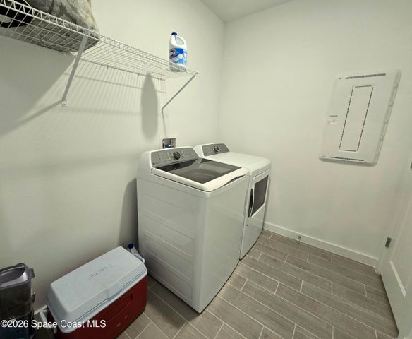 2384 Queens Street SE, Palm Bay, FL 32909