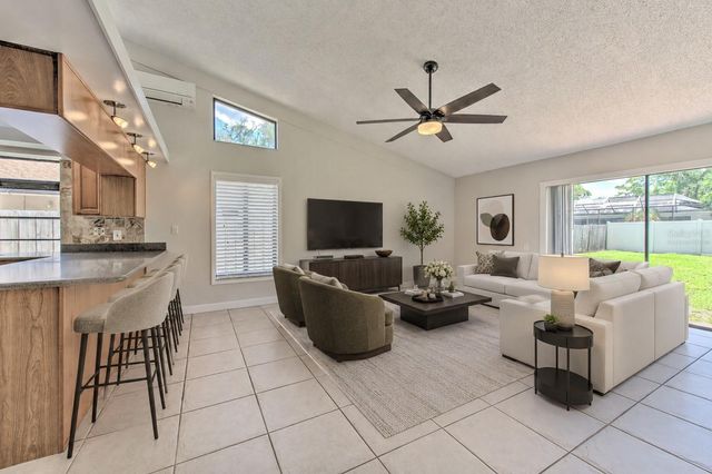 1704 CAPE BEND AVENUE, Tampa, FL 33613