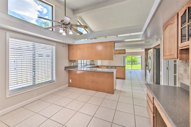1704 CAPE BEND AVENUE, Tampa, FL 33613