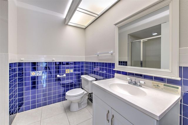 1704 CAPE BEND AVENUE, Tampa, FL 33613
