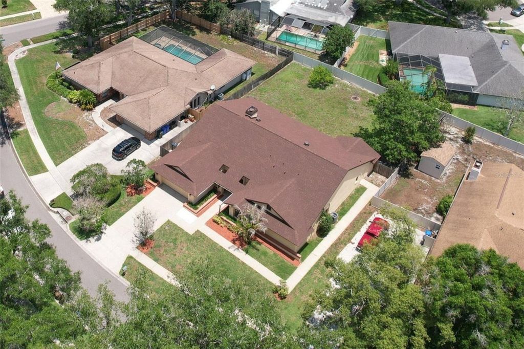Image 1 of property listing at 1704 CAPE BEND AVENUE, Tampa, FL 33613