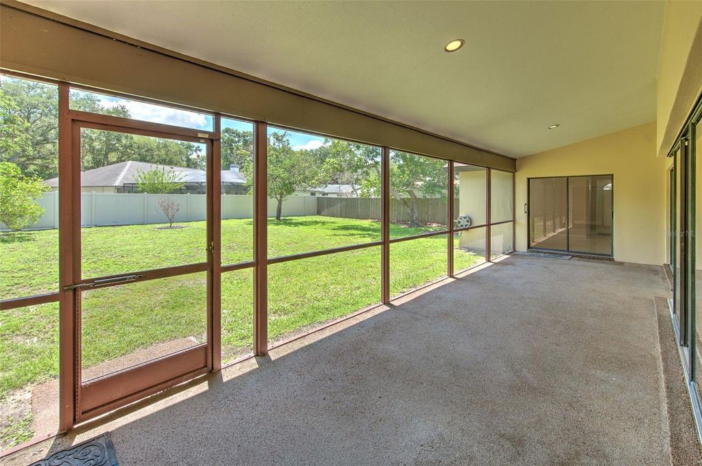 Image 26 of property listing at 1704 CAPE BEND AVENUE, Tampa, FL 33613