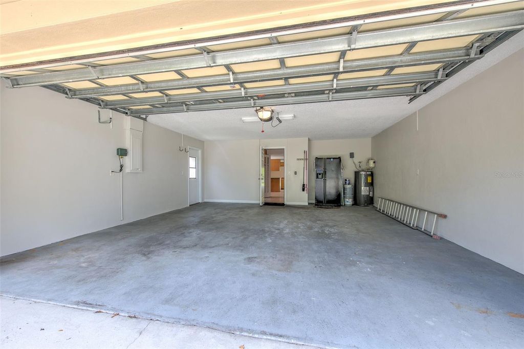 Image 43 of property listing at 1704 CAPE BEND AVENUE, Tampa, FL 33613