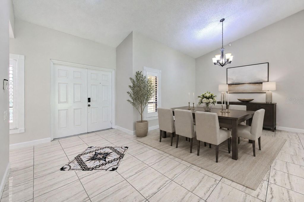 Image 6 of property listing at 1704 CAPE BEND AVENUE, Tampa, FL 33613