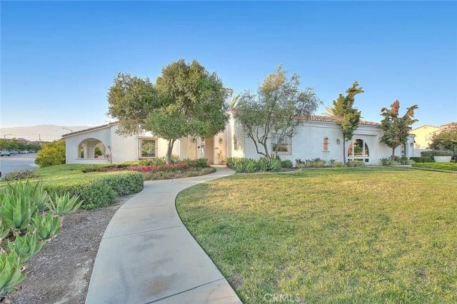831 Wintergreen, Upland, CA 91786