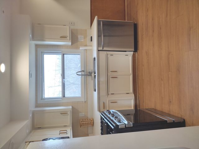 3210 Vista Terrace, Mchenry, IL 60050