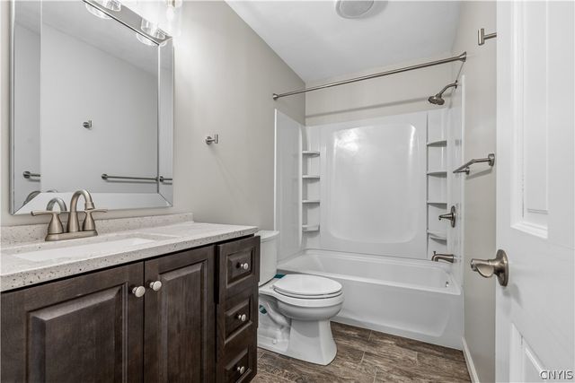 4874 Citadel Cove, Onondaga, NY 13215
