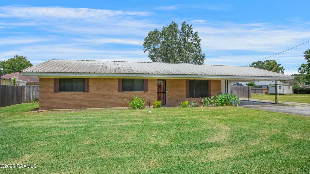 905 & Tbd Doucet Street, New Iberia, LA 70563