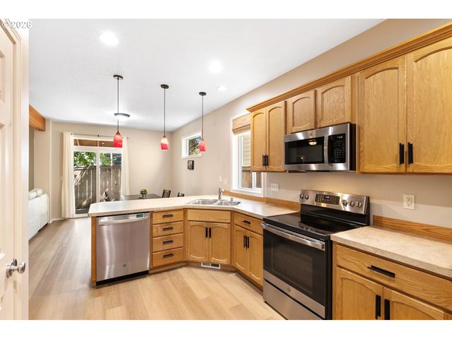 418 Nw 152ND St, Vancouver, WA 98685