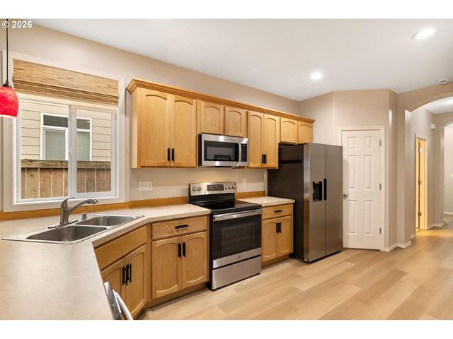 418 Nw 152ND St, Vancouver, WA 98685
