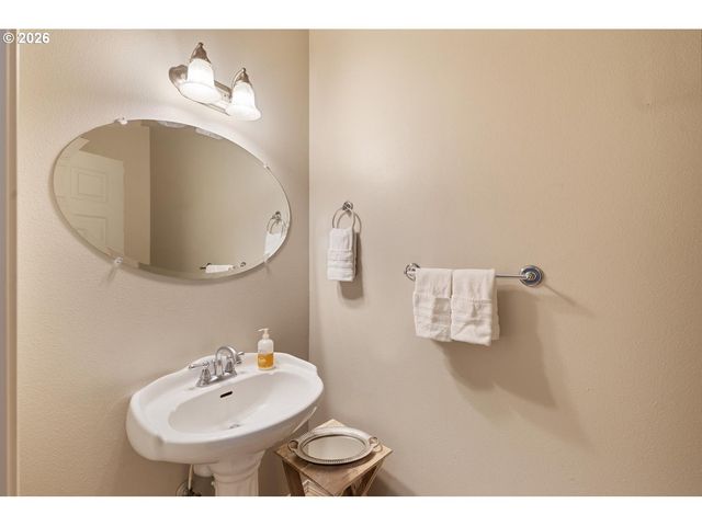 418 Nw 152ND St, Vancouver, WA 98685