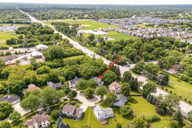 232 Stanton Court W, Buffalo Grove, IL 60089