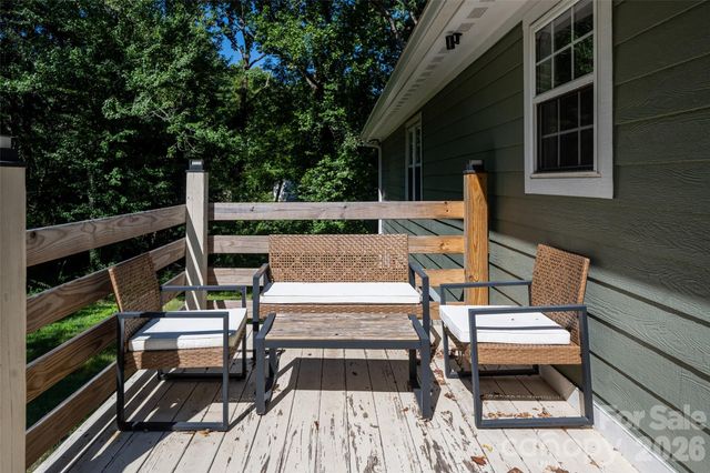 5 Sunwashed Way, Asheville, NC 28803