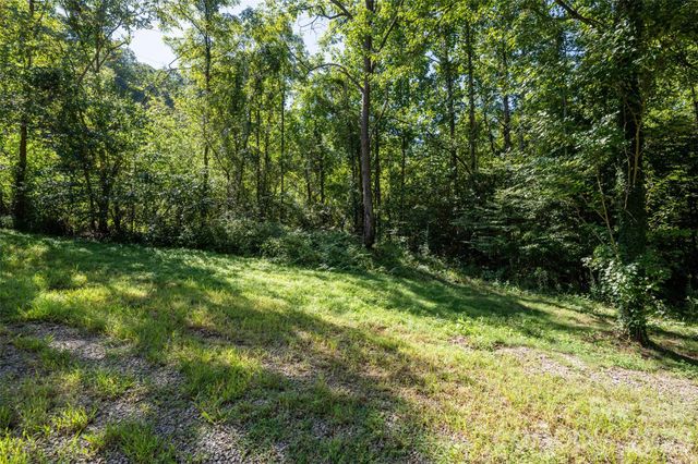 5 Sunwashed Way, Asheville, NC 28803
