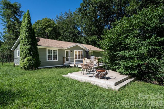 5 Sunwashed Way, Asheville, NC 28803