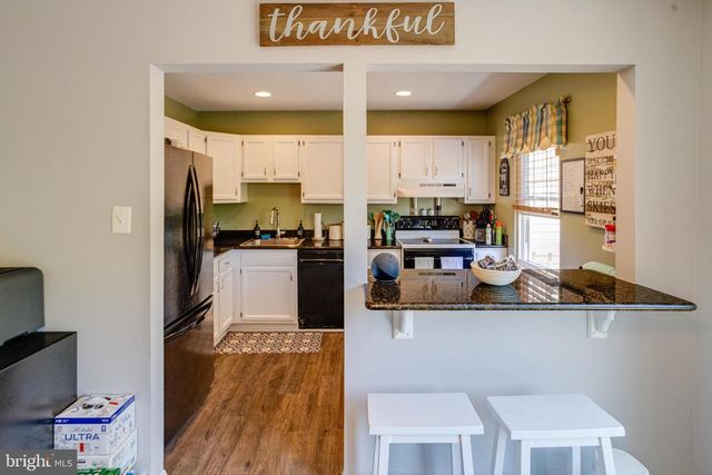 912 HINGHAM HARBOUR, Pasadena, MD 21122