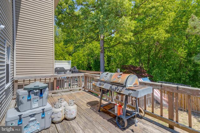 912 HINGHAM HARBOUR, Pasadena, MD 21122
