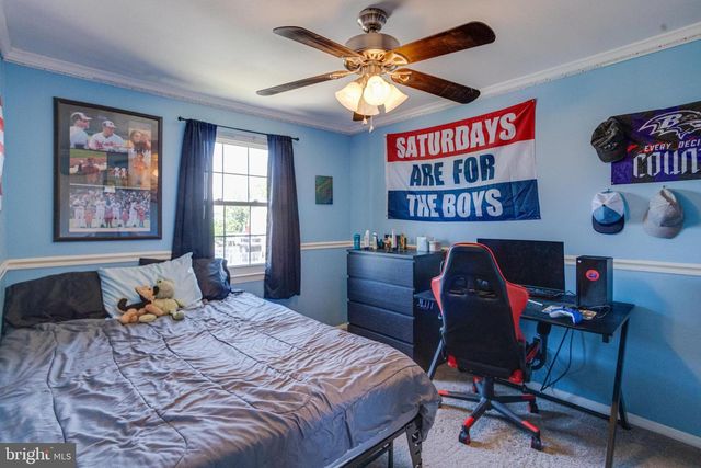 912 HINGHAM HARBOUR, Pasadena, MD 21122