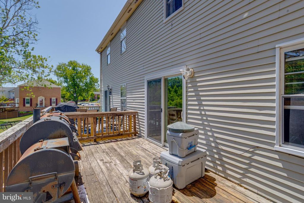 Image 24 of property listing at 912 HINGHAM HARBOUR, Pasadena, MD 21122