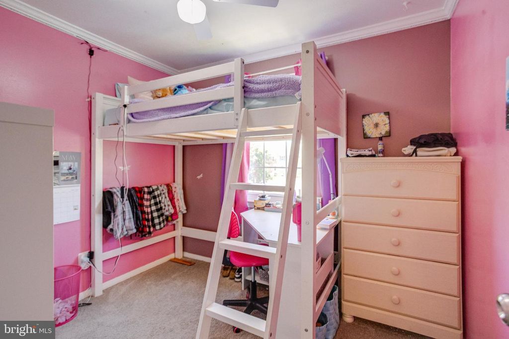 Image 37 of property listing at 912 HINGHAM HARBOUR, Pasadena, MD 21122