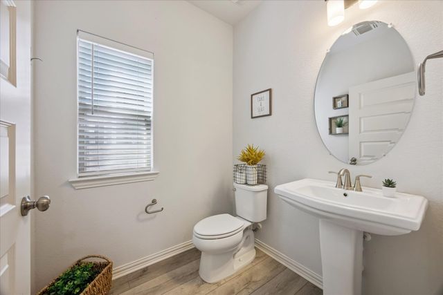 8720 Mina DR, Austin, TX 78747
