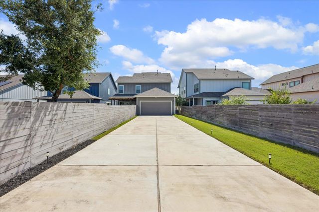 8720 Mina DR, Austin, TX 78747