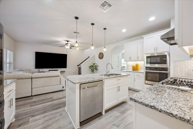 8720 Mina DR, Austin, TX 78747