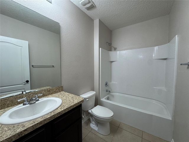 560 LAKE CUMMINGS WAY, Lake Alfred, FL 33850